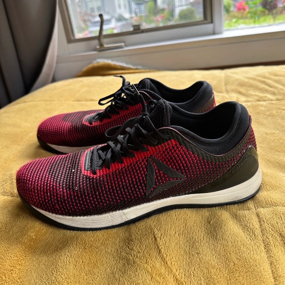 Reebok CrossFit Nano 8 Sneakers in Black/Red  size 11